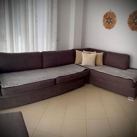 Endy Apartaments Орикум Екстериор снимка