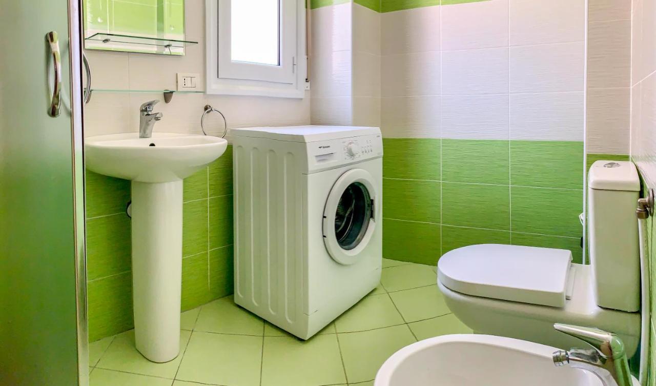Endy Apartaments Орикум Екстериор снимка