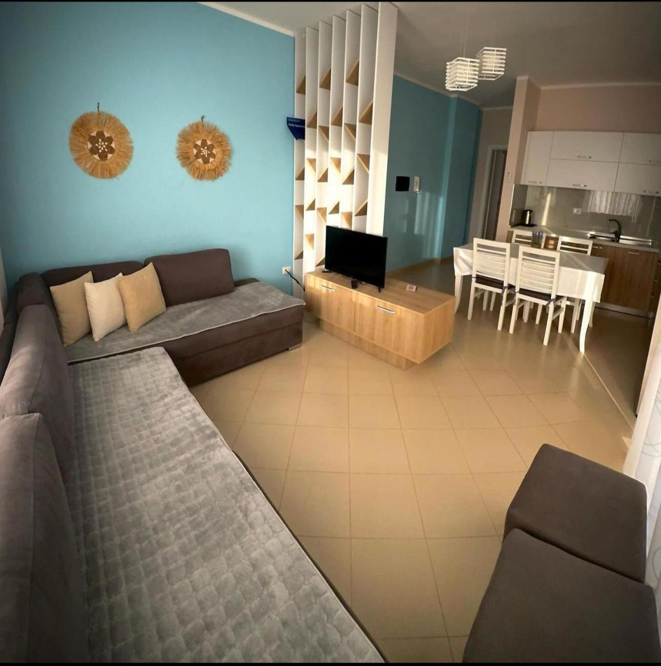 Endy Apartaments Орикум Екстериор снимка